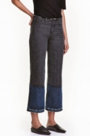 Wide Cropped Jeans 8.99 €
