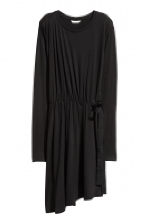  Vestido con lazada 13.99 €
