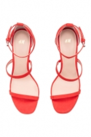  Sandalias de plataforma 27.99 €