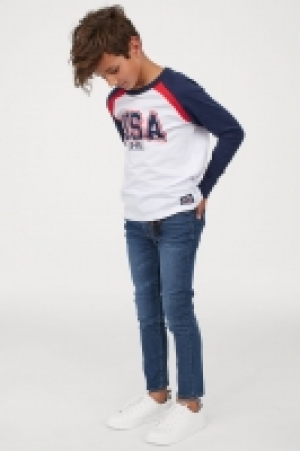  Skinny Fit Jeans 13.99 €