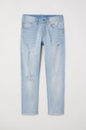  Relaxed Tapered Fit Jeans 18.99 €