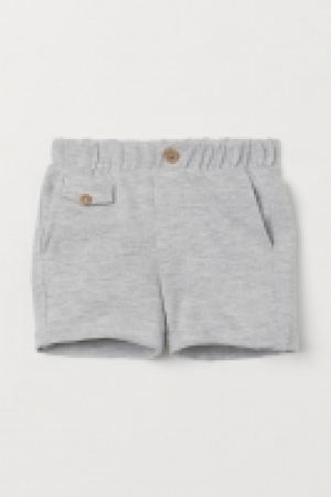  Pantalón corto en piqué 7.99 €