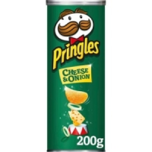 PRINGLES patatas fritas Sabor queso y cebolla envase 200 g 2.19 €