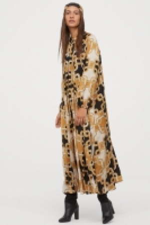  Vestido de satén 29.99 €