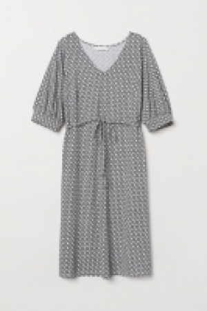  MAMA Vestido con escote en V 18.99 €
