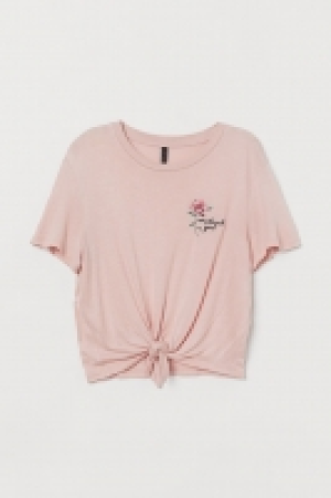  Camiseta corta con lazada 4.99 €