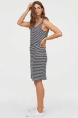 MAMA Vestido de lactancia 9.99 €
