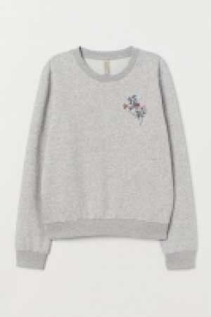  Sudadera con aplicaciones 8.99 €
