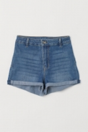 Pantalón corto de sarga 8.99 €