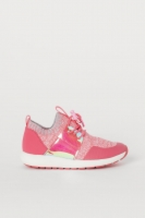  Deportivas en punto menguado 14.99 €
