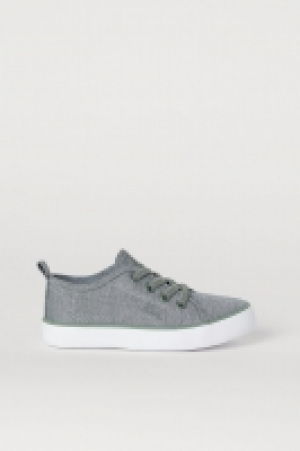  Zapatillas deportivas 4.99 €