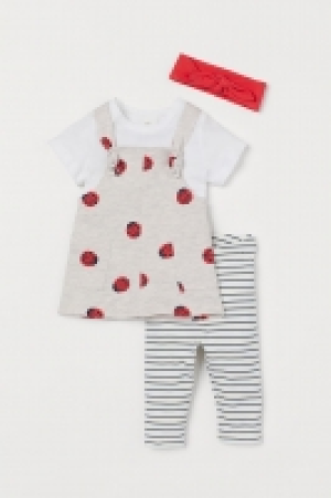  Conjunto de 4 piezas de punto 9.99 €