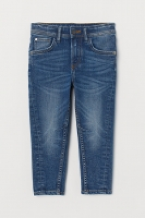  Relaxed Tapered Fit Jeans 11.99 €