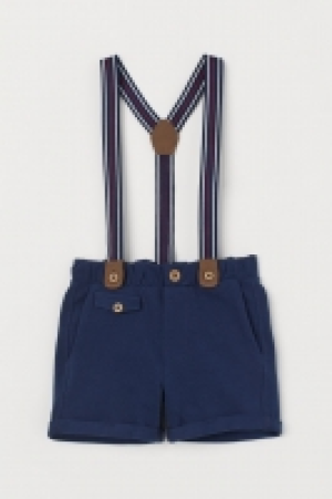  Pantalón corto con tirantes 6.99 €