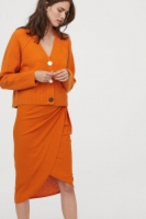  Cárdigan boxy con lana 39.99 €