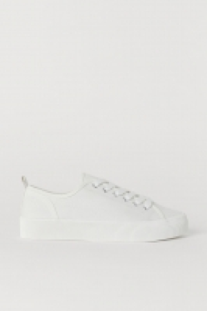  Zapatillas deportivas 8.99 €