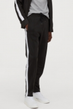  Pantalón de deporte 14.99 €