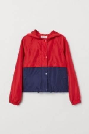  Chaqueta cortavientos 11.99 €