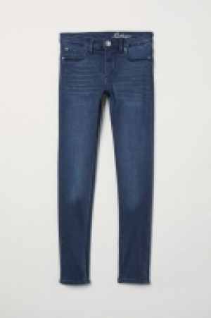  Skinny Fit Jeans 15.99 €