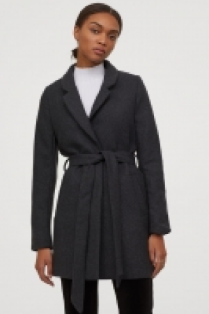  Abrigo con cinturón de anudar 39.99 €