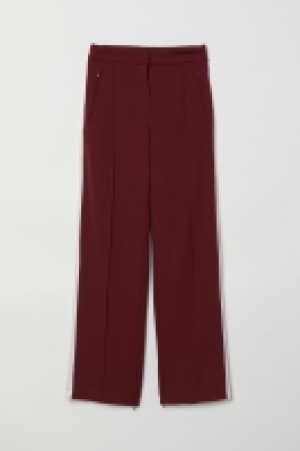  Pantalón con raya 19.99 €