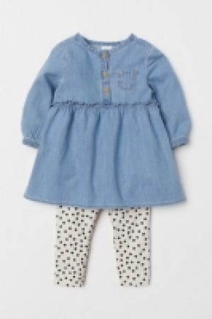 HM   Vestido denim y leggings