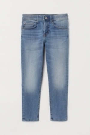  Relaxed Tapered fit Jeans 13.99 €
