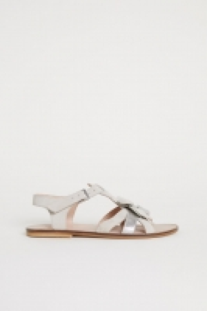  Sandalias de ante 22.99 €