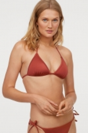  Top de bikini de triángulo 7.99 €