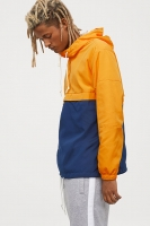  Anorak con capucha 19.99 €