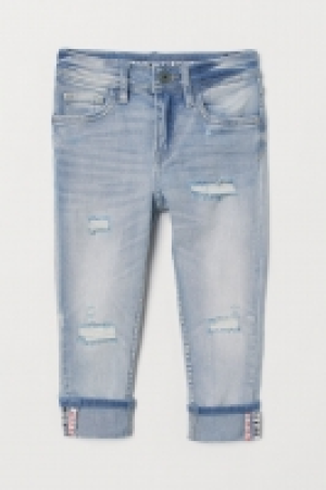  Relaxed Tapered Fit Jeans 17.99 €