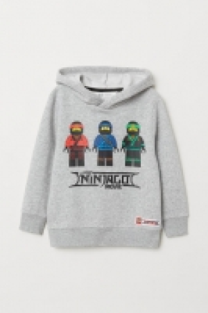  Sudadera estampada con capucha 12.99 €