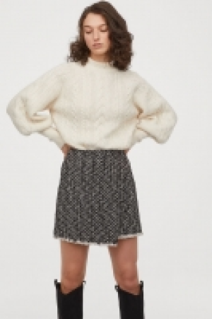  Falda con textura 34.99 €