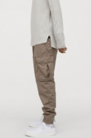  Pantalón cargo Relaxed Fit 17.99 €