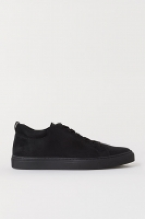  Zapatillas deportivas 23.99 €