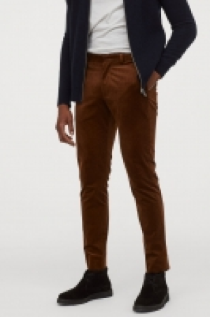  Pantalón de pana 41.99 €