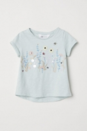 Camiseta con aplicaciones 5.99 €