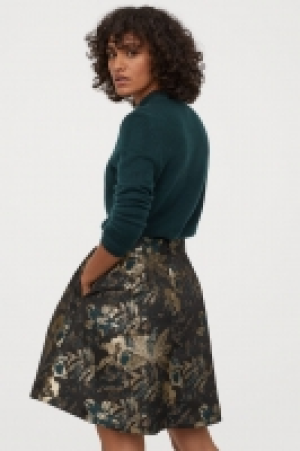  Falda en tejido de jacquard 27.99 €