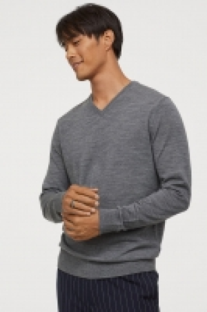  Jersey en V en lana de merino 23.99 €