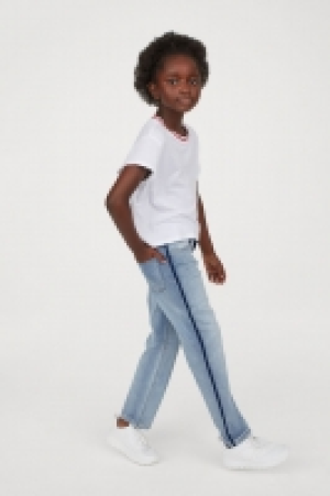  Straight Fit Jeans 11.99 €
