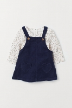  Camiseta y vestido peto 10.99 €