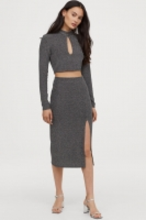  Falda de punto con abertura 7.99 €