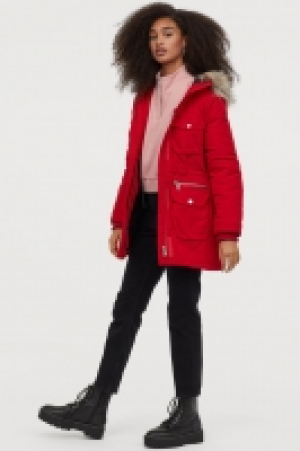  Parka acolchada con capucha 32.99 €