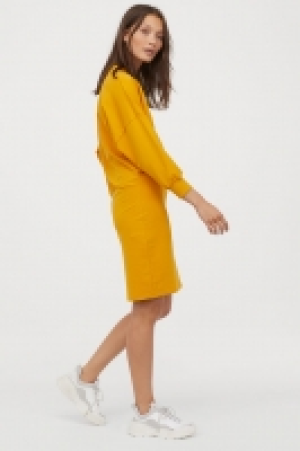  Vestido en tejido sudadera 15.99 €