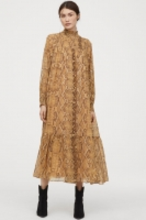  Vestido con cuello elevado 22.99 €