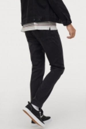  Slim Straight Comfort Jeans 27.99 €