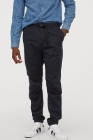 HM   Joggers con cinturón