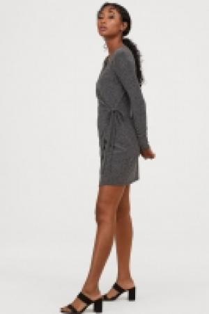  Vestido cruzado 12.99 €