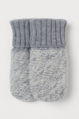 Manoplas de punto 2.99 €