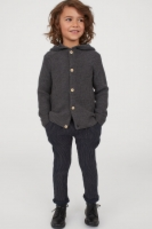  Pantalón con tirantes 17.99 €